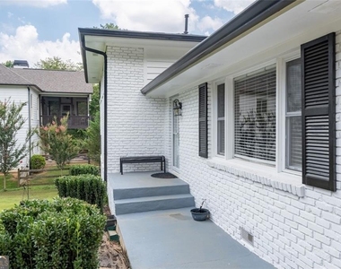 353 Westside Drive - Photo Thumbnail 2