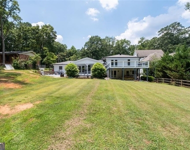 353 Westside Drive - Photo Thumbnail 32