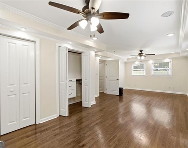 353 Westside Drive - Photo Thumbnail 24