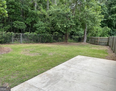 511 Moeckel Lane - Photo Thumbnail 9