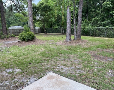 511 Moeckel Lane - Photo Thumbnail 10