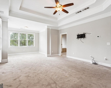 4402 Income Circle - Photo Thumbnail 14