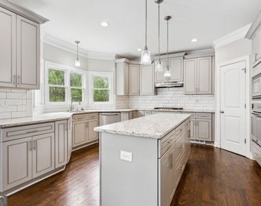 4402 Income Circle - Photo Thumbnail 6