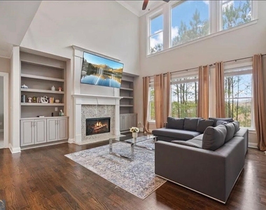 4402 Income Circle - Photo Thumbnail 28