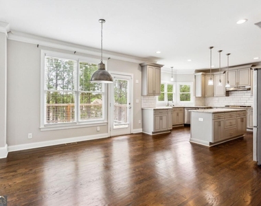 4402 Income Circle - Photo Thumbnail 4