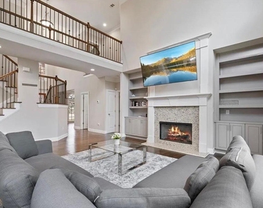4402 Income Circle - Photo Thumbnail 30