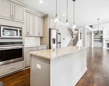 4402 Income Circle - Photo Thumbnail 7