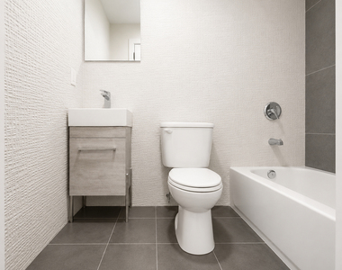 807 Quincy Street - Photo Thumbnail 6
