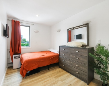 11-55 Welling Court - Photo Thumbnail 9