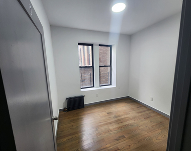 660 West 180th Street - Photo Thumbnail 9