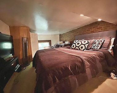 327 West 88th Street - Photo Thumbnail 4