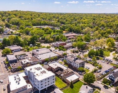 246 Main St - Photo Thumbnail 41