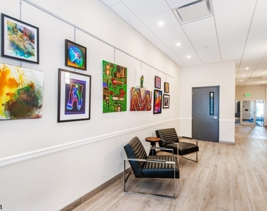 246 Main St - Photo Thumbnail 2
