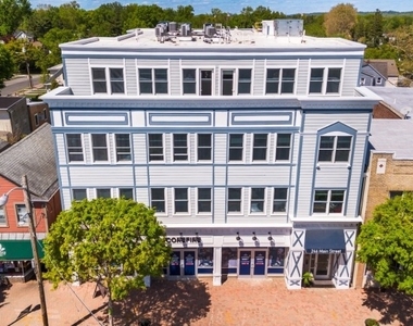 246 Main St - Photo Thumbnail 35