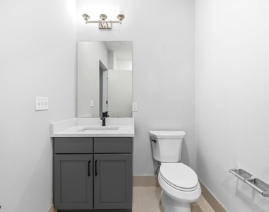 175 Morris St - Photo Thumbnail 6
