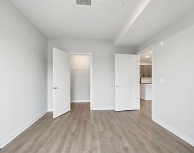 175 Morris St - Photo Thumbnail 20