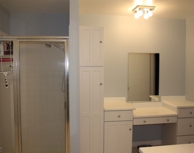 147 Castle Ridge Dr - Photo Thumbnail 10