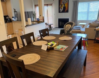 101 Summerhill Dr - Photo Thumbnail 2
