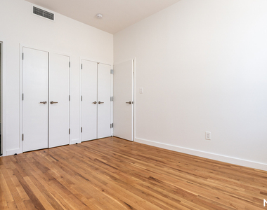 160 Johnson Ave 11206 - Photo Thumbnail 16