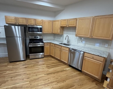 625 Cookman Avenue - Photo Thumbnail 10