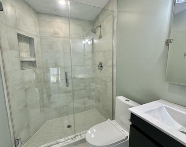 169 Chelsea Avenue - Photo Thumbnail 17