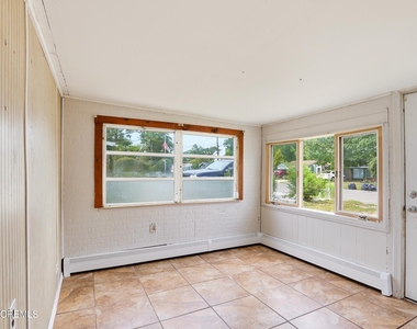 22 Central Avenue - Photo Thumbnail 1
