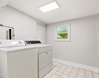 22 Central Avenue - Photo Thumbnail 8
