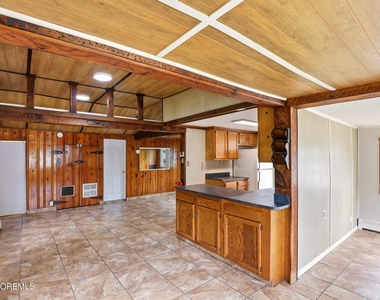 22 Central Avenue - Photo Thumbnail 4