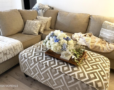 1641 Elm Avenue - Photo Thumbnail 6
