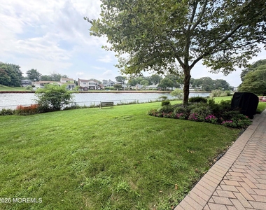 1641 Elm Avenue - Photo Thumbnail 27