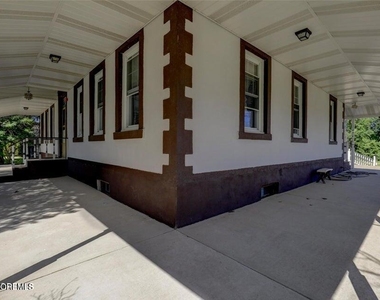 15 Hummingbird Way - Photo Thumbnail 11
