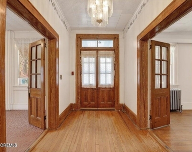 15 Hummingbird Way - Photo Thumbnail 16
