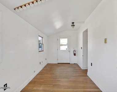 15 Hummingbird Way - Photo Thumbnail 34