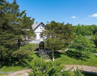 15 Hummingbird Way - Photo Thumbnail 9