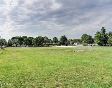 44 Marion Street - Photo Thumbnail 27