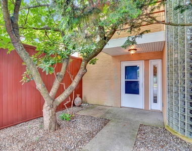 44 Marion Street - Photo Thumbnail 1