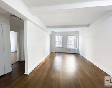 East 37 Street - Photo Thumbnail 7