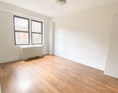 East 63 Street - Photo Thumbnail 1