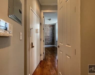 Avenue B - Photo Thumbnail 3