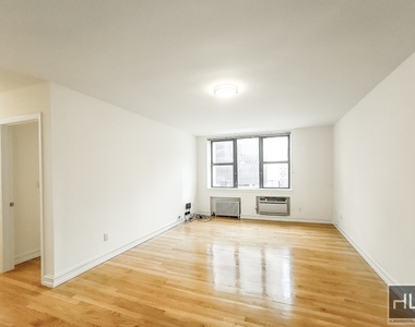 East 36th Street - Photo Thumbnail 1