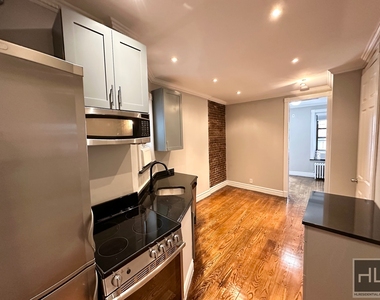 East 23 Street - Photo Thumbnail 1