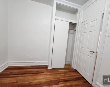 West 148 Street - Photo Thumbnail 4