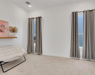 6029 Foxwheel Way - Photo Thumbnail 7