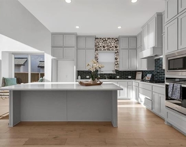 6029 Foxwheel Way - Photo Thumbnail 2