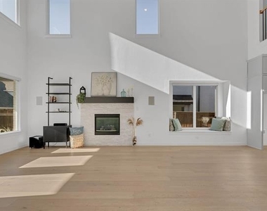6029 Foxwheel Way - Photo Thumbnail 5