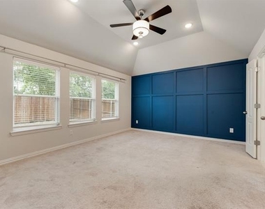 2819 Willow Lane - Photo Thumbnail 15