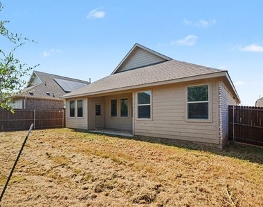 1118 Mahogany Lane - Photo Thumbnail 33