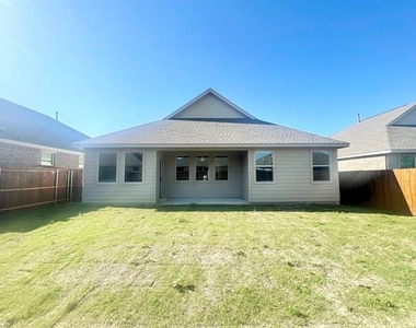 1118 Mahogany Lane - Photo Thumbnail 21