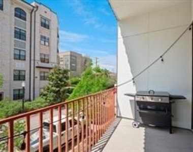 236 Melba Street - Photo Thumbnail 8