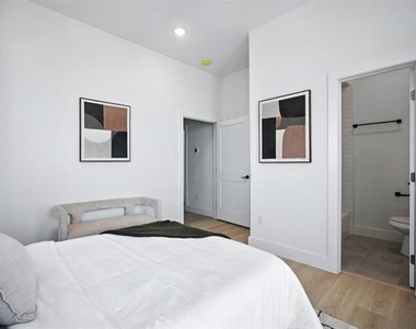 312 N Lancaster Avenue - Photo Thumbnail 21